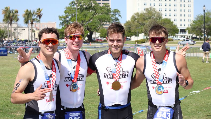 NMSU Triathlon Club team photo at CCNC Nationals Mississippi